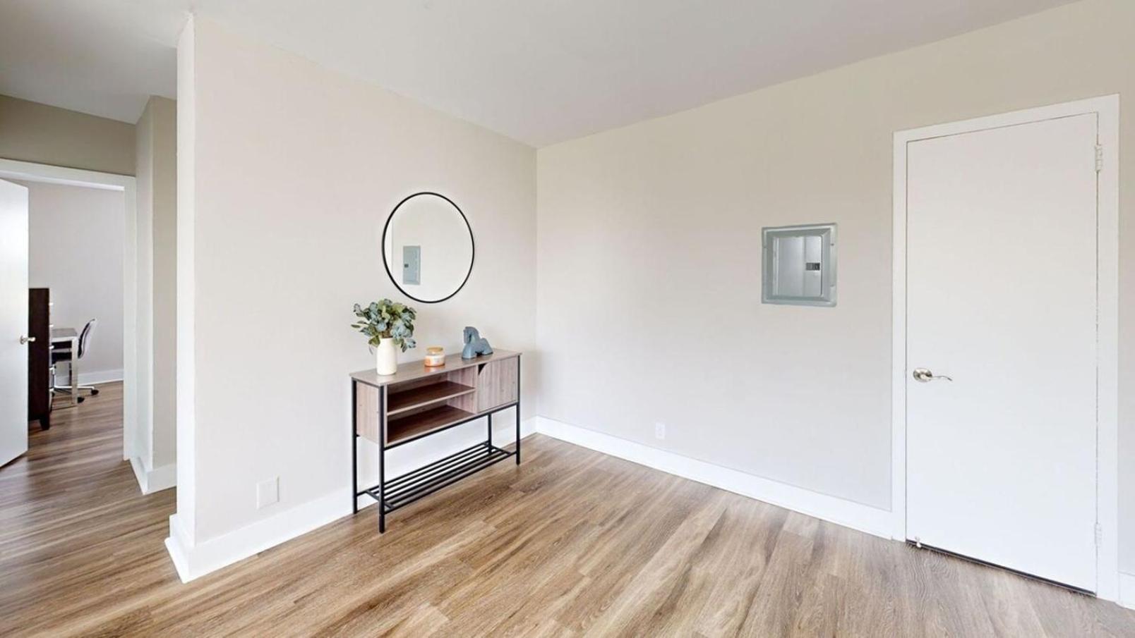 Avenue A310 Furnished 2br With Pool And Gym Apartment *